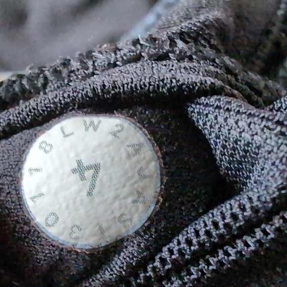 Lululemon Free To Be Serene Sports Bra Size 4 Floral Print - Picture 7 of 7